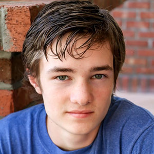 CJ Adams Girlfriend, Dating, Family, Net Worth