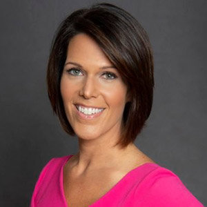 Dana Jacobson Married, Husband, Boyfriend or Lesbian, Salary, Net Worth
