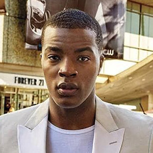 Daniel Ezra Wiki, Parents, Net Worth, Today