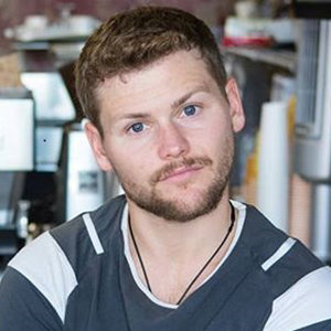 Drew Lynch Dating Life With Girlfriend, Facts On Gay, Net Worth