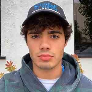 Emery Kelly Wiki, Age, Net Worth, Girlfriend