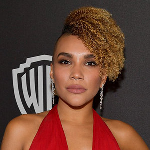 Emmy Raver-Lampman Wiki, Husband, Parents