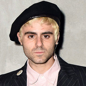 Henry Levy Wiki, Age, Dating, Girlfriend