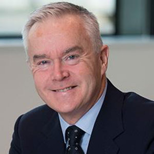 Huw Edwards Wife, Salary, Family, Children, Weight Loss