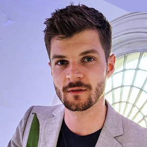 Jim Chapman Dating Status, Wife, Parents, Family Details