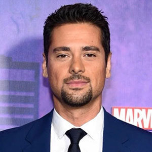 J.R. Ramirez Married, Wife, Height, Net Worth