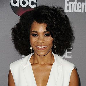Kelly McCreary Net Worth, Parents, Husband
