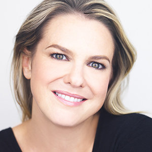 Larisa Oleynik Husband, Boyfriend, Family, Now