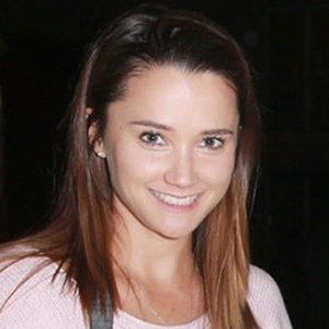 Lauren Davis Dating, Bio, Family
