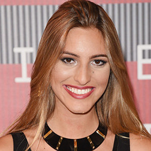 Lele Pons Boyfriend, Parents, Siblings, Net Worth