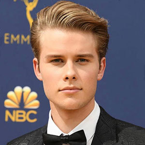 Logan Shroyer Wiki: Age, Height, Parents, Girlfriend