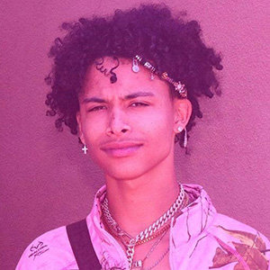 Malak Watson Wiki, Age, Parents, Sister, Songs, Net Worth