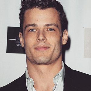 Michael Mealor Wife, Partner, Height, Gay