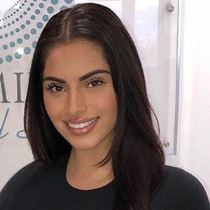 Nazanin Kavari (Fashion Vlogger) Wiki, Age, Boyfriend, Facts