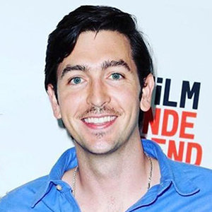 Nicholas Braun Girlfriend, Dating, Gay, Height, Age, Net Worth
