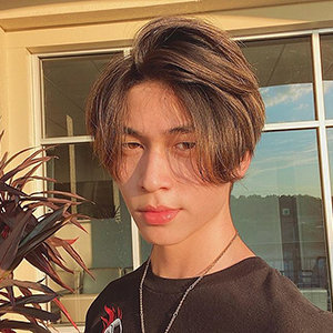 Oliver Moy Wiki, Girlfriend, Parents, Net Worth