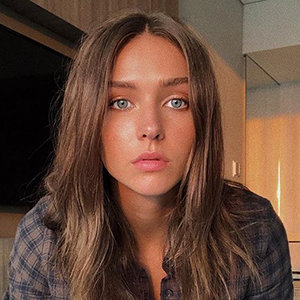 Rachel Cook Wiki, Boyfriend, Net Worth, Family