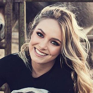 Raine Michaels Wiki, Boyfriend, Net Worth, Family