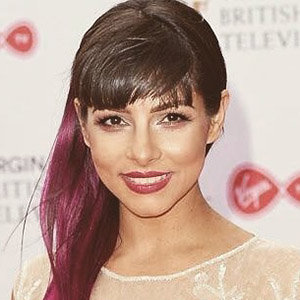 Roxanne Pallett Is Engaged, Meet Her Firefighter Boyfriend