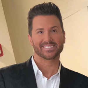 Ryan Chiaverini Engaged, Gay, Salary, Brothers