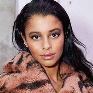 Sami Miro Wiki, Age, Ethnicity, Zac Efron