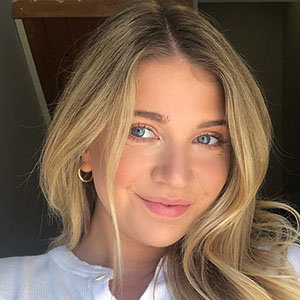 Sarah Fisher Dating, Boyfriend, Family, Net Worth