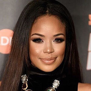 Sarah-Jane Crawford Husband, Parents, Net Worth