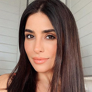 Sazan Hendrix Age, Husband, Baby, Ethnicity, Bio & More