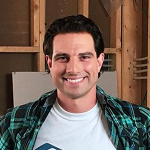 HGTV's Scott McGillivray Net Worth & Personal Life Insight