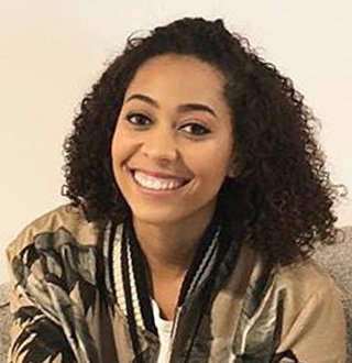 Sydel Curry Wiki: Fiance, Wedding, Job, Net Worth