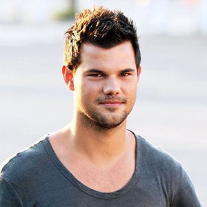 Taylor Lautner Girlfriend, Gay, Ethnicity