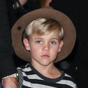 Tennessee James Toth Wiki, Parents | Reese Witherspoon's Son Facts