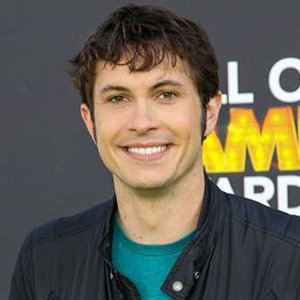 Toby Turner Bio, Age, Married, Girlfriend, Net Worth & More