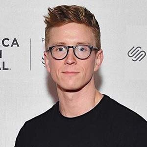 Openly Gay Tyler Oakley Is Dating Now, His Relationship Details