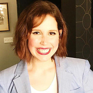 Vanessa Bayer Net Worth, Boyfriend, Parents