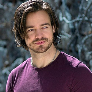 Jake Stormoen Wiki: Girlfriend, Wife, Family, Everything You Need to Know