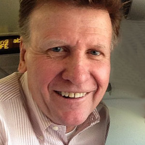 Joe Kernen Salary, Net Worth, CNBC, Wife, Family, Height, Education, House