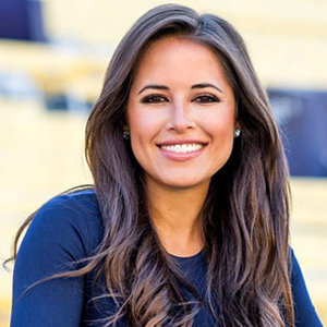Kaylee Hartung Married, Boyfriend, Parents, Salary