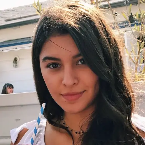Kelsi Taylor Wiki: Age, Birthday, Family, Dating- All About Girlfriend of Dane Cook