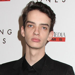Kodi Smit-McPhee Girlfriend, Dating, Family, Brother Details