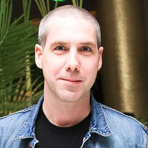 Leo Fitzpatrick Wiki, Married, Wife, Girlfriend, Relationship, Kids, Net Worth