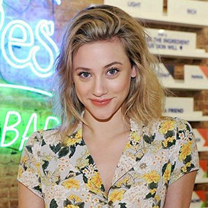 Lili Reinhart Dating Status; Boyfriend, Net Worth, Family