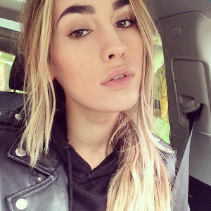 Meagan Camper, Pete Wentz's Partner Wiki: Age, Baby, Family, Model, Net Worth