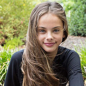 Meika Woollard Wiki: Age, Parents, Siblings, More Details On Australian Model