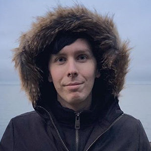 Phil Lester Wiki: Girlfriend, Family, Gay